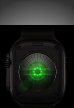 ブラックチタニウムケースのApple Watch Ultra 4の背面。複数の丸いセンサーが見えていて、緑色のLEDライトが光っている