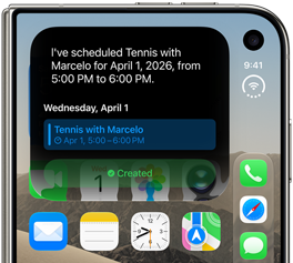 閉じた状態のiPhone Duo。アウターディスプレイに、カレンダーのアップデートを知らせるSiri AIの通知が表示されている